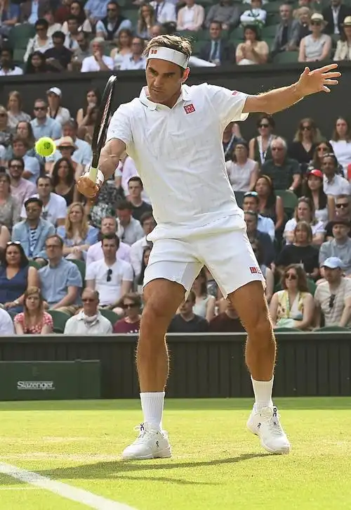 网球——温网:费德勒晋级_比赛