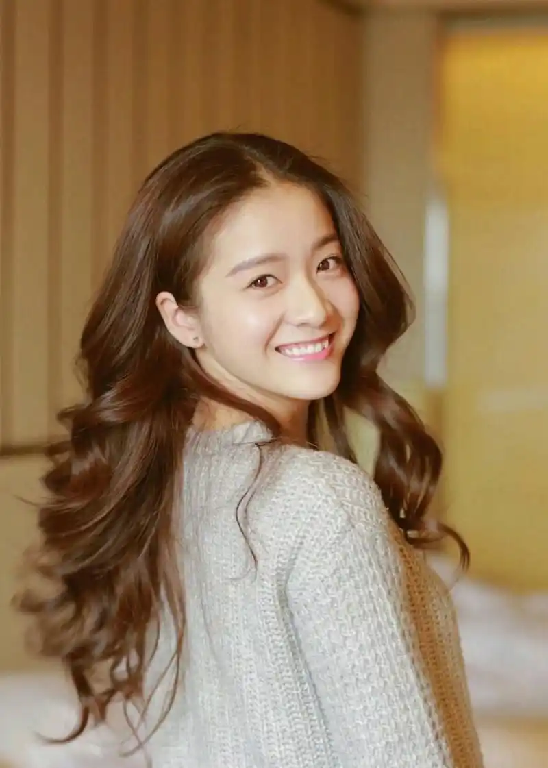 90后中国内地女演员张雪迎