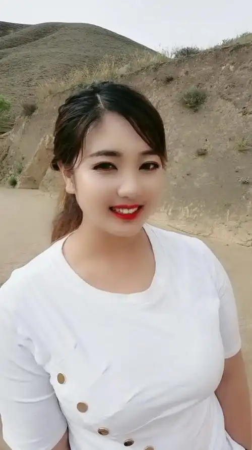 人都说:我们甘肃的女人是红脸蛋.红脸蛋的女孩淳朴,会过日子