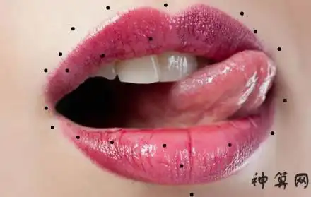 女人嘴边的痣图解,嘴巴周围的痣面相-神算网