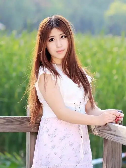 抠出外景多细发丝的美女人像的ps抠图教程