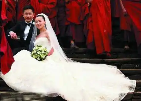 刘嘉玲遇"知己"后,治愈了情伤_梁朝伟_顾曼璐_婚姻