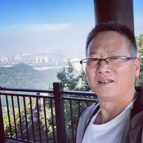 50岁离异男征婚照片(id:5056167)_浙江杭州征婚交友_我主良缘网