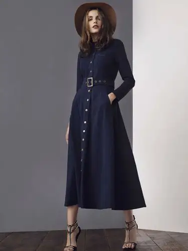 卡蔓carmen2016收腰连衣裙