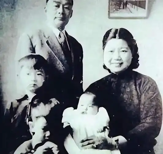 胡宗南在台湾的日子盐水煮白菜衣服有破洞靠妻子稿费支撑