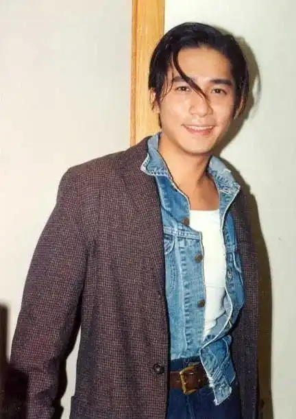 以前的港台明星,是真的时尚啊