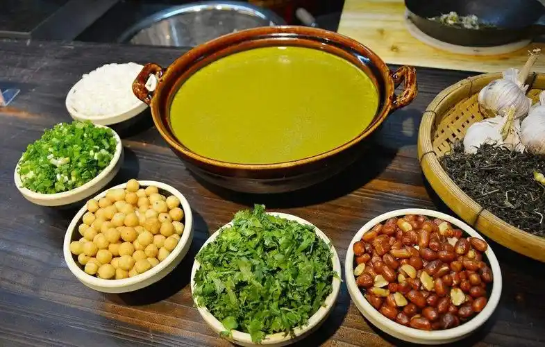 一碗油茶的制作与情怀