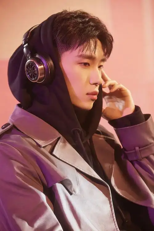 曹杨《机场》首推动画mv 化身真人版撕漫男细腻深情 - 360娱乐,你开心