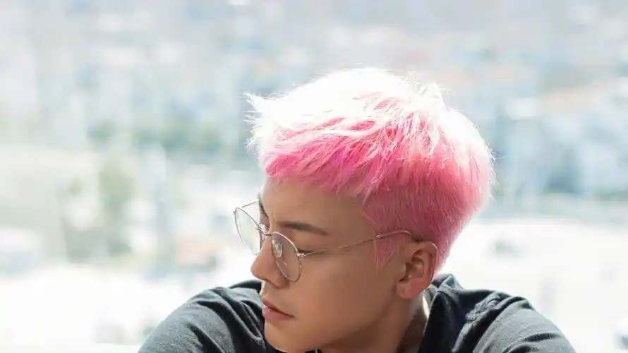 陈伟霆 粉红色头发 南方有乔木热血街舞团橙红年代齐爆发
