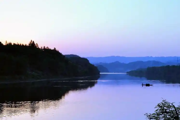 我的家乡美·11----静静的舞水河