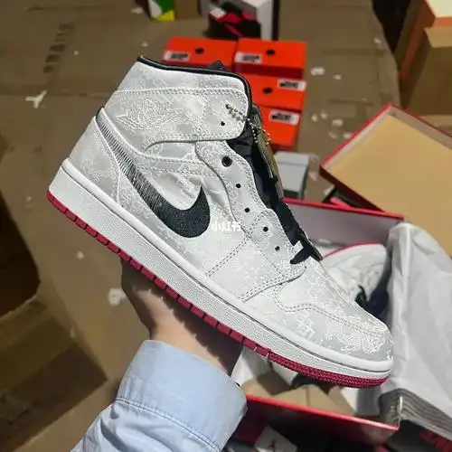 aj1 mid 白丝绸  天花板细节拉满 36-46#得物鉴定  #aj