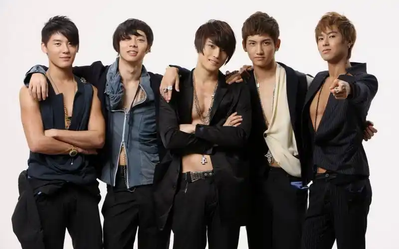 神交叉剪辑东方神起五人组咒文mirotic