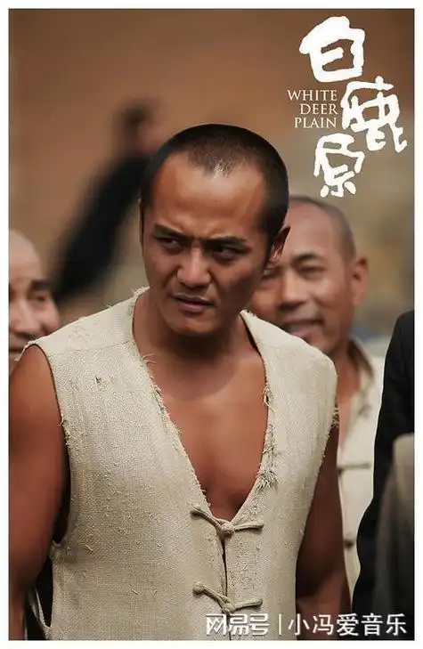 张嘉译携表弟拍戏20载,共筑辉煌,表弟成名,他满心欢喜.