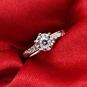 莫桑石钻戒女pt950铂金正品图片