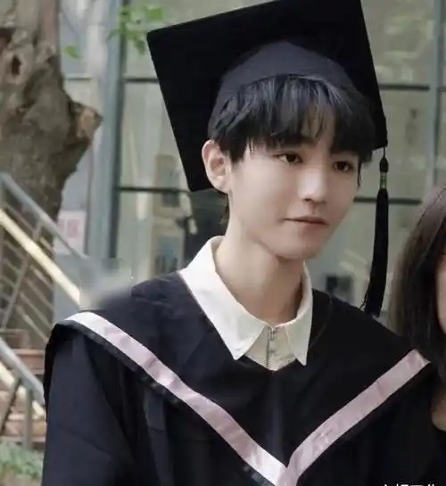 王俊凯真人长啥样?