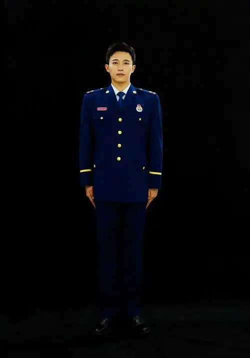 王森网络春晚 《我是火焰蓝》高燃致敬消防员英雄