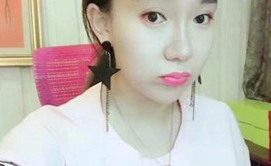 有的甚至因此摊上了官司,今天小编就说一下这位快手一姐刘大美人