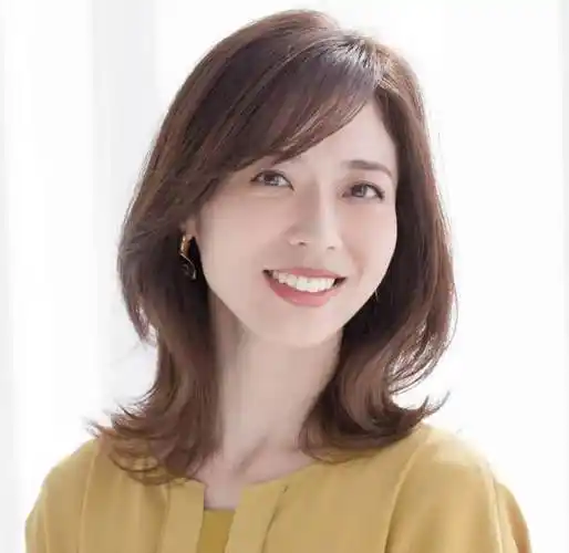 外翻发型图片中长发(过年前) - 赤虎壹号