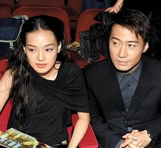 乐基儿黎明为她倾倒结婚四年花光75亿如今过的怎么样了