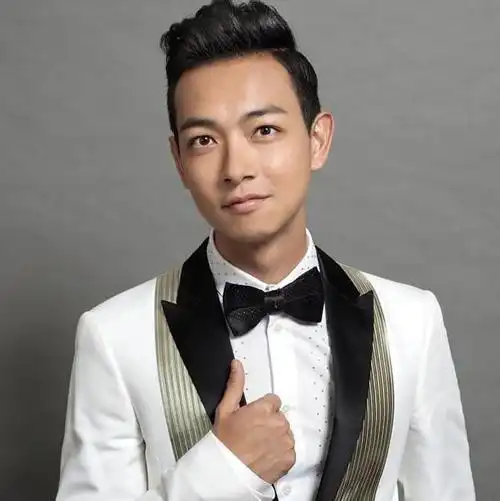 梁烈唯发文回忆一年前车祸经历:感恩自己还活着!