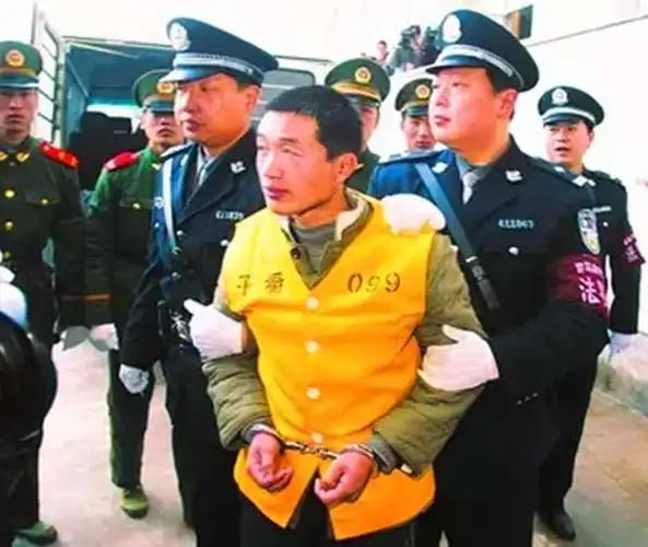 河南少年犯杀了人(2003年16岁的河南小伙在网吧被拐)(8)