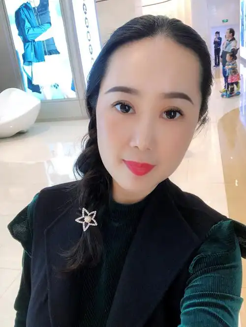 38岁离异女征婚照片(id:2221343)_上海上海征婚交友_我主良缘网