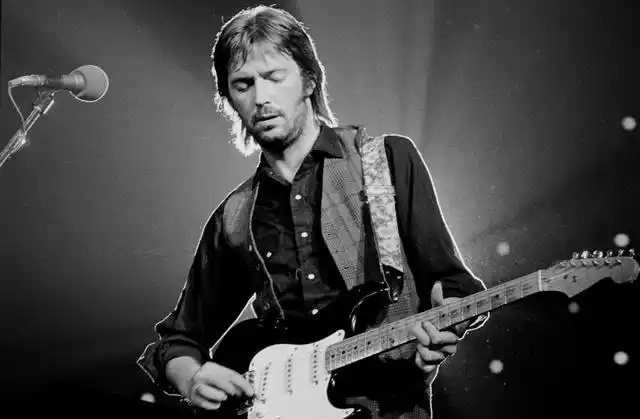 男神级的摇滚吉他手克莱普顿