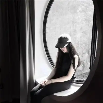 低调拥有成熟气质的新款情侣头像 简单轻熟风情侣微信头像2022_情侣