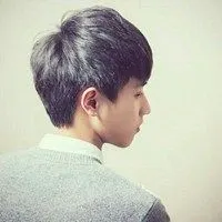 侧脸低头男生头像高清_微信头像图片大全