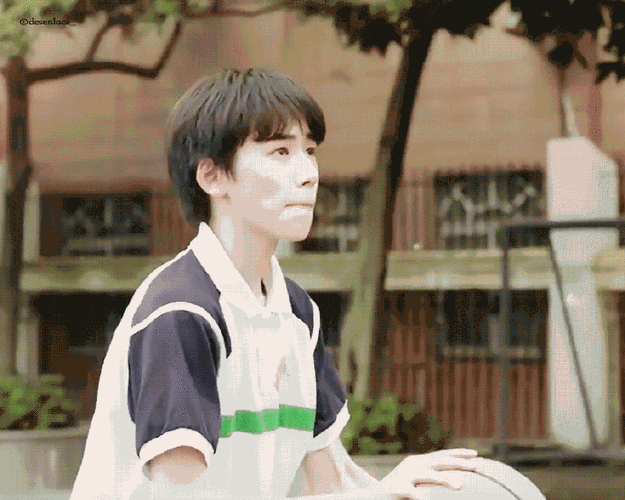 宋亚轩初中时期照片##初中时期的宋亚轩