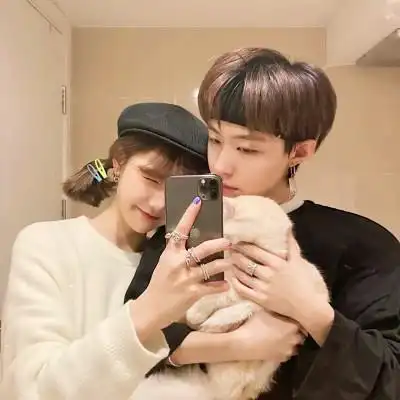 2023抖音最新情侣头像一对