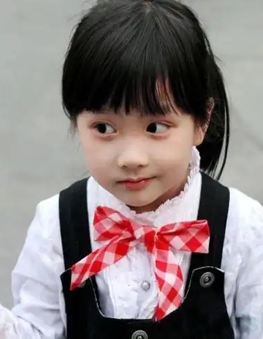 小女孩发型