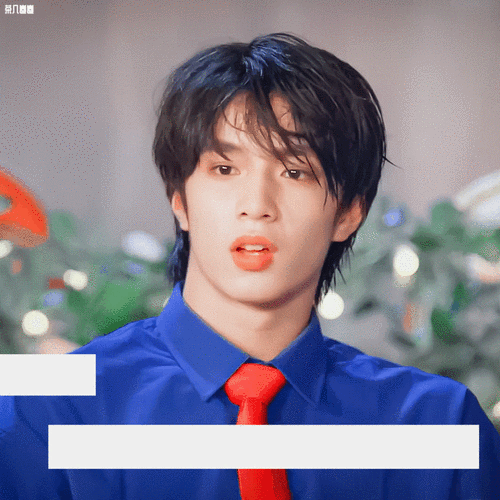 刘耀文素颜也太绝了吧皮肤状态好好啊湿发头发也好多啊