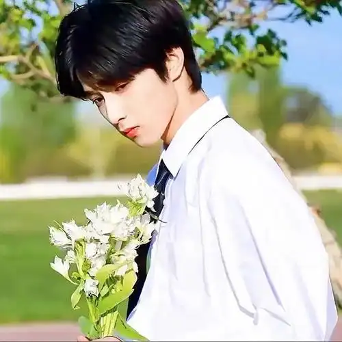 时代少年团刘耀文高清头像壁纸