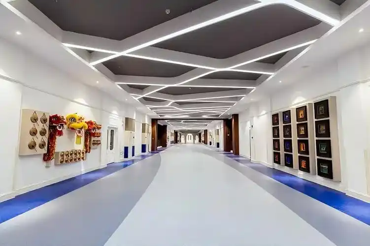 幼儿园变身记—佛山布鲁森国际幼儿园:突破教室形态的造梦