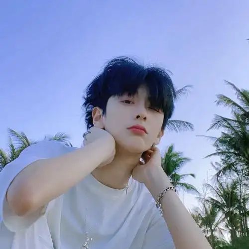 帅哥头像一套男生头像真实12张同一人多张