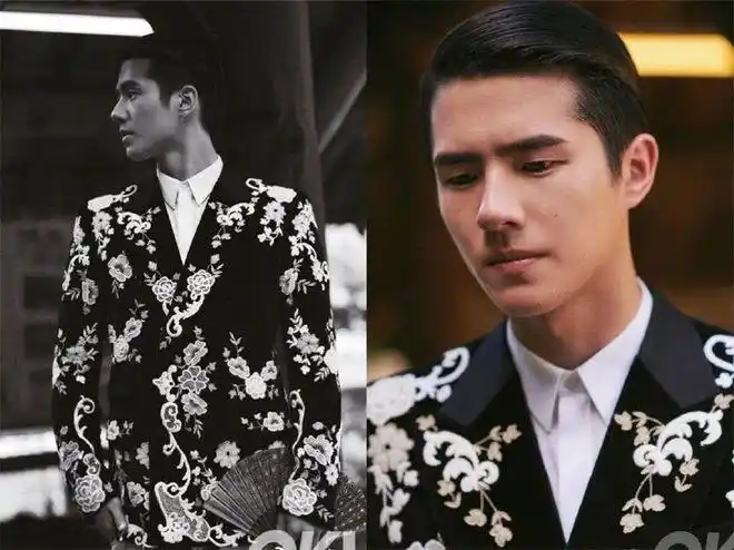 刘昊然日本街拍尝试复古风造型梳油头比扎小揪揪还帅