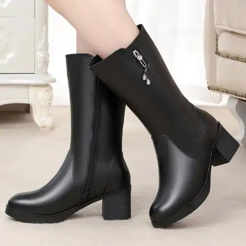 中筒靴女棉靴子真皮加厚羊毛冬靴中年女士中跟妈妈大棉鞋大码中靴