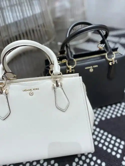 mk杀手包重回marilyn73