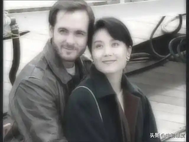 55岁严晓频,出身演员世家,嫁初恋恩爱30年很幸福,如今风采依旧