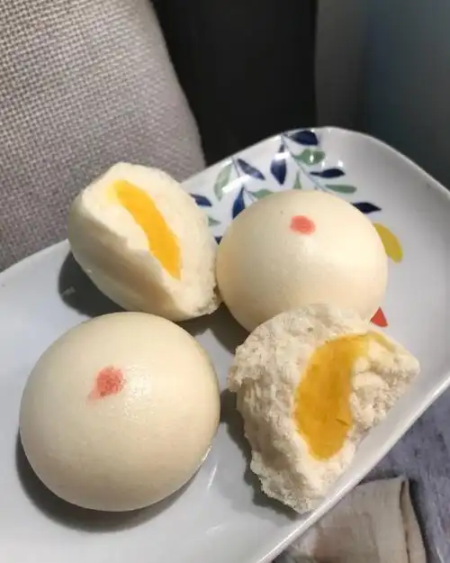 最萌小milk做的自制无油奶黄包