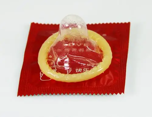 爱丽丝避孕套12只装花季少颗粒螺纹超薄安全套成人用品性保健