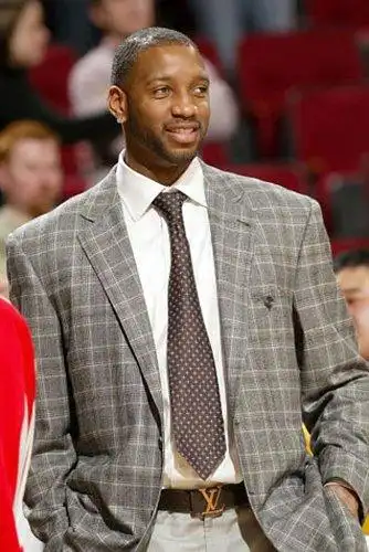 但愿他在新赛季能更多的穿上球衣,而不是西装革履麦蒂北京时间昨天