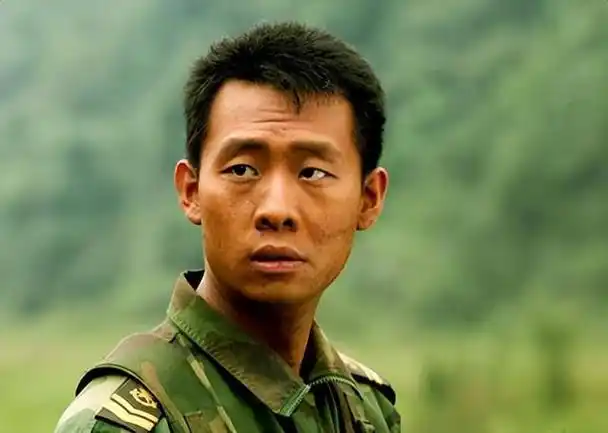 让这7位男星告诉你,什么是真正的硬汉