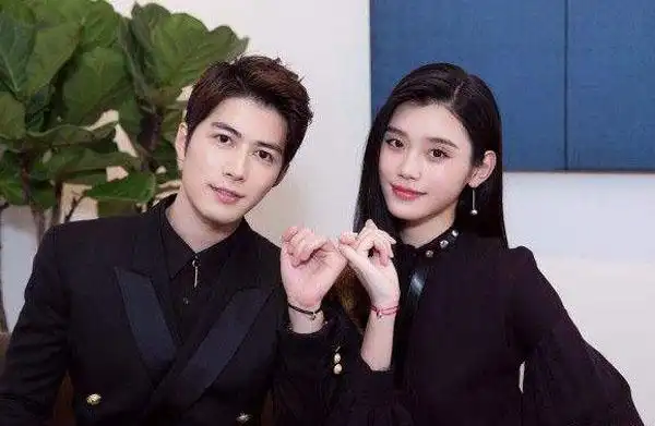 奚梦瑶陈学冬怎么认识的?两人还有这一层关系!