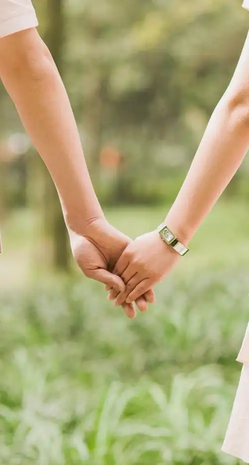 唯美手牵手手温馨手机壁纸