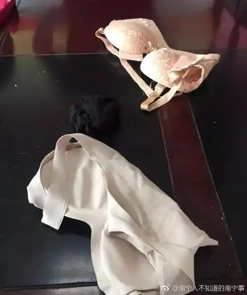 猥琐男偷女性内衣竟是因为算命先生说可以挡灾