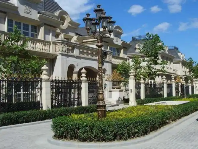 财富公馆 . 性价比高 房本1469平 花园800平_北京二手房-话房网