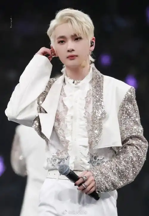 周震南 团综的开始就是倒数了