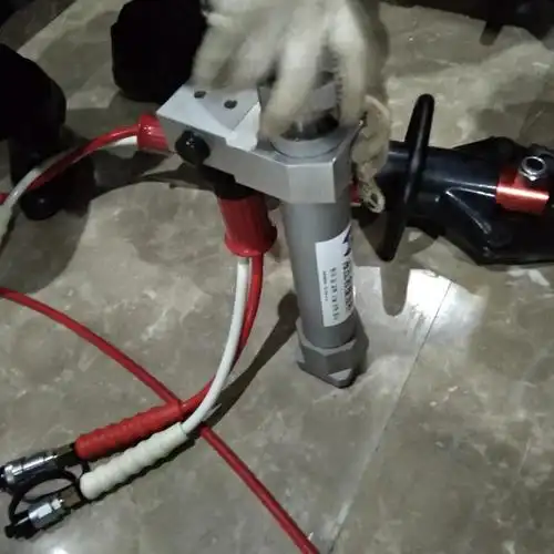 通辽救援工具 消防支撑顶杆 液压撑顶器 事故救援破拆顶撑工具